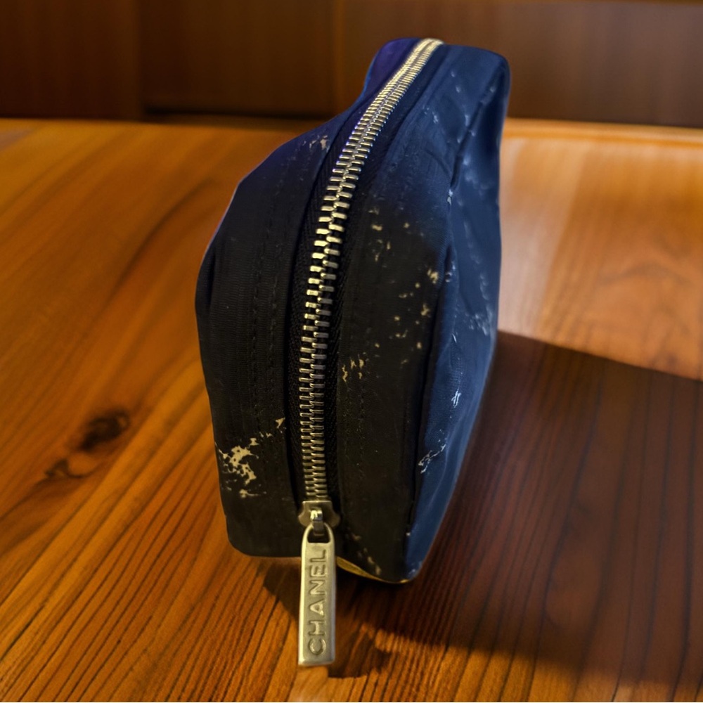 CHANEL | Old Travel Line Black Quilted Print Nylon Cosmetic Makeup Pouch - Picture 3 of 7